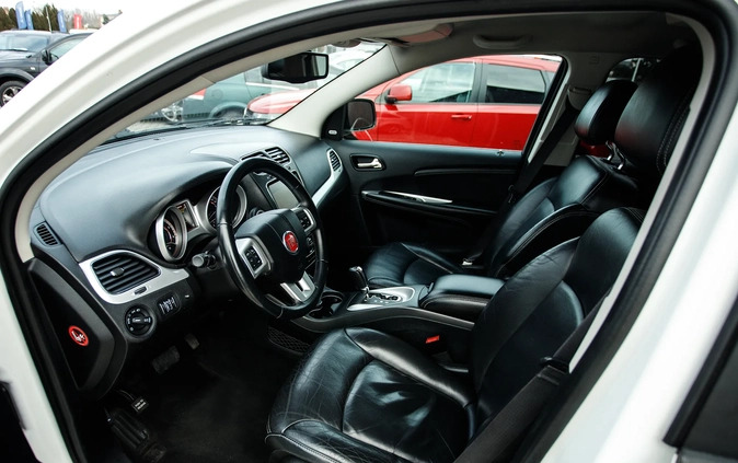 Fiat Freemont cena 59900 przebieg: 175000, rok produkcji 2015 z Tarnowskie Góry małe 742